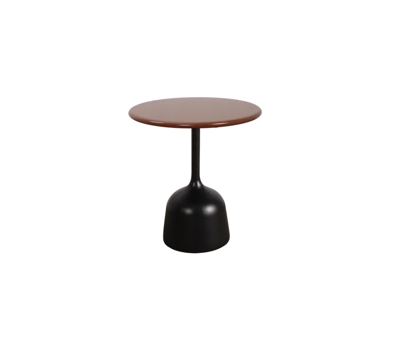 Glaze coffee table, small by Cane-line in Lava grey, semi glossy aluminium, Desert red, semi glossy aluminium – product photo