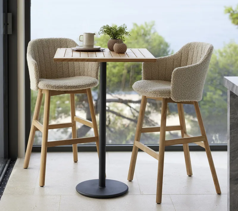 Choice bar chair von Cane-line in Dark green, polypropylene, up to 98% recycled, Black, steel, indoor – Ambientefoto 1 von 2
