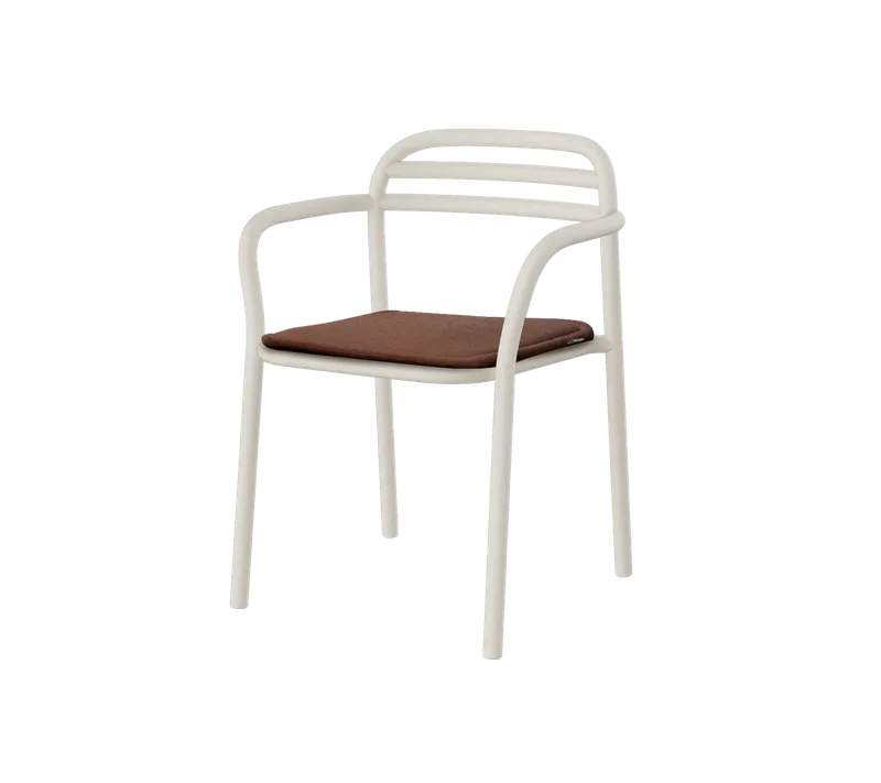 Bliss armchair von Cane-line in Sand, Aluminium, Desert red, Delight w/QuickDry & Airflow – Produktfoto