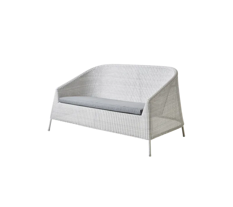 Kingston 2-seater sofa van Cane-line in White grey, small round Weave, Grey, Natté w/QuickDry & Airflow – productfoto 2 van 2