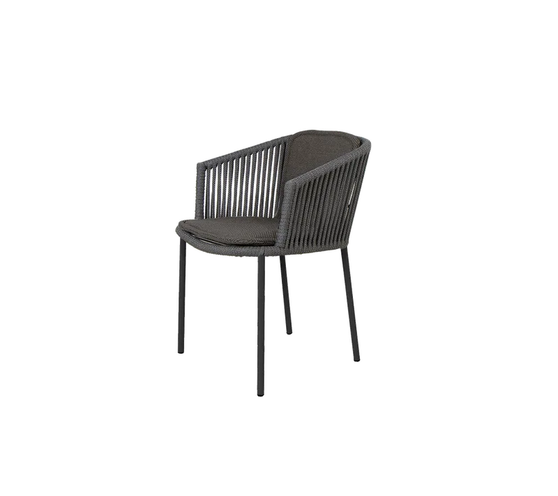 Moments chair, stackable de Cane-line en Dark grey, string open Soft Rope, Dark grey, Focus seat/back – photo du produit 2 sur 2