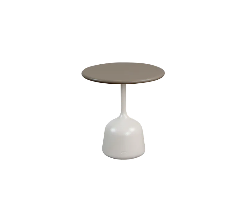 Glaze coffee table, small by Cane-line in Sand, semi glossy aluminium, Taupe, semi glossy aluminium – product photo