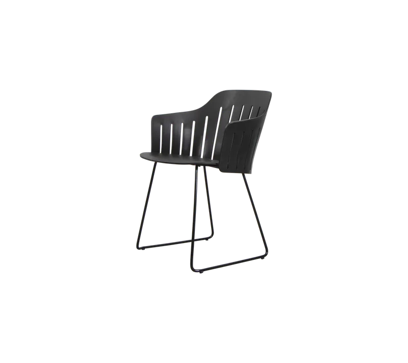 Choice chair with sled legs von Cane-line in Black, polypropylene, up to 98% recycled, Black, galvanized steel w/sled – Produktfoto