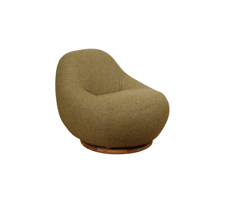 Gem lounge chair w/teak swivel van Cane-line in Teak incl. turmeric yellow, Rise w/QuickDry & Airflow – productfoto