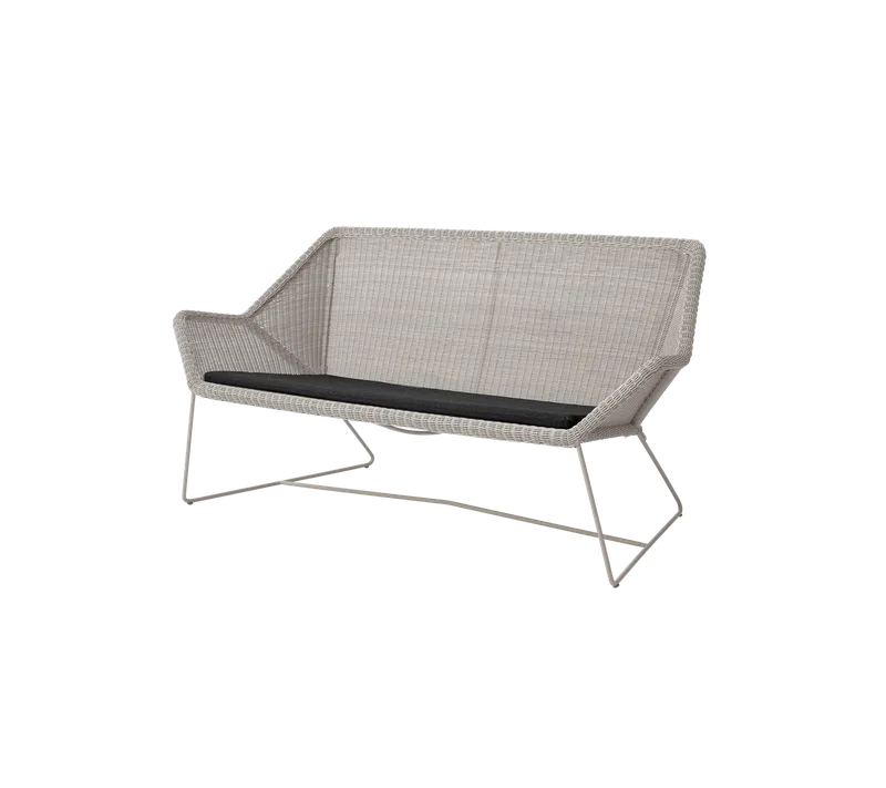 Breeze 2-seater sofa van Cane-line in Sand, small round Weave, Black, Natté – productfoto