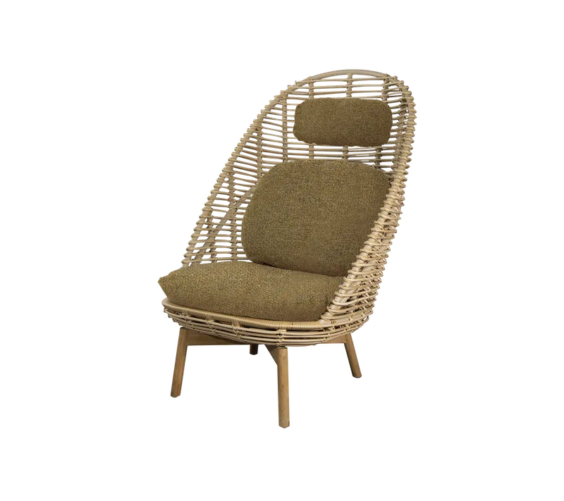 Hive highback chair von Cane-line in Natural, large round sticks Weave w/teak, Turmeric yellow, Rise w/QuickDry & Airflow, Turmeric yellow, Rise w/QuickDry & Airflow – Produktfoto