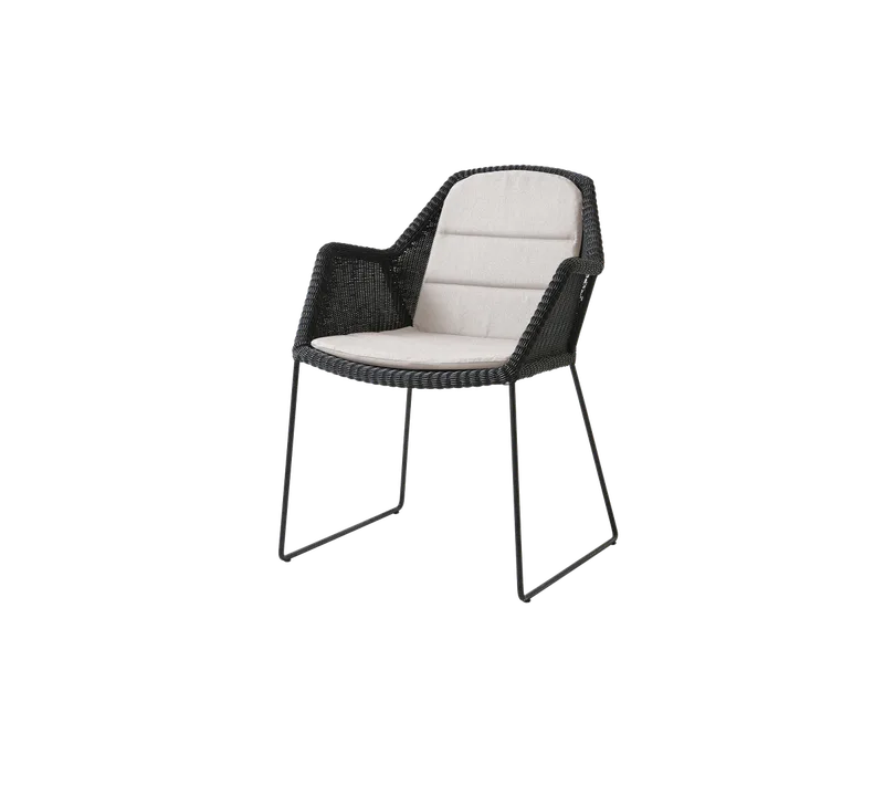 Breeze chair van Cane-line in Black, small round Weave, Sand, Natté – productfoto