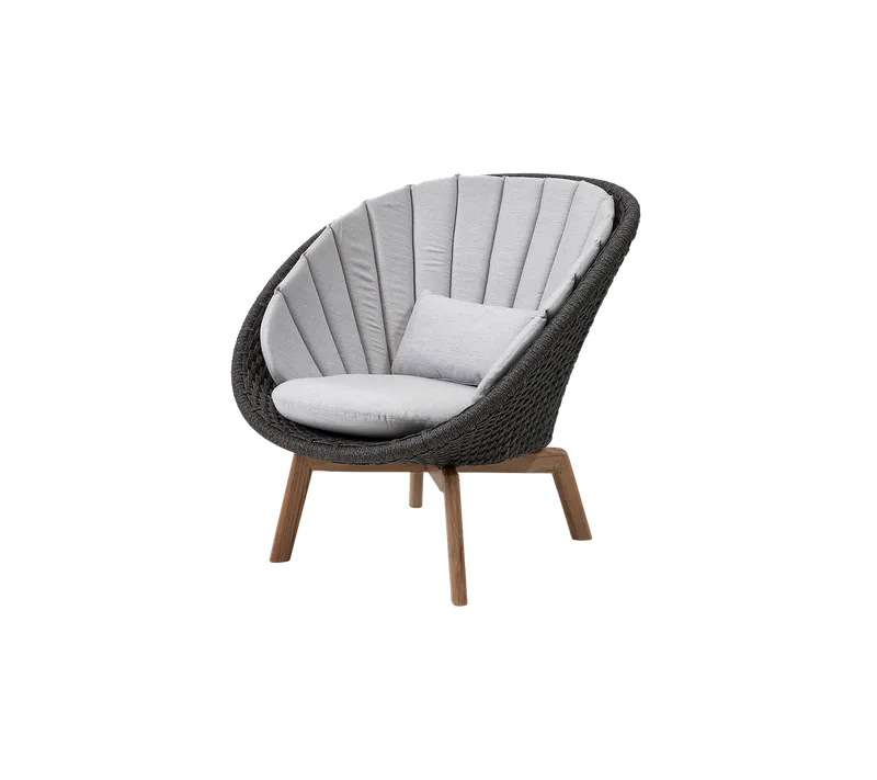Peacock lounge chair by Cane-line in Dark grey, medium flat Soft Rope w/teak, Light grey, Natté w/QuickDry & Airflow – product photo 2 of 2