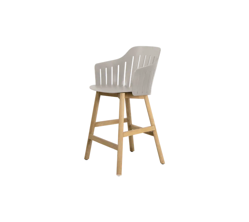 Choice counter chair van Cane-line in Taupe, polypropylene, up to 98% recycled, Teak – productfoto