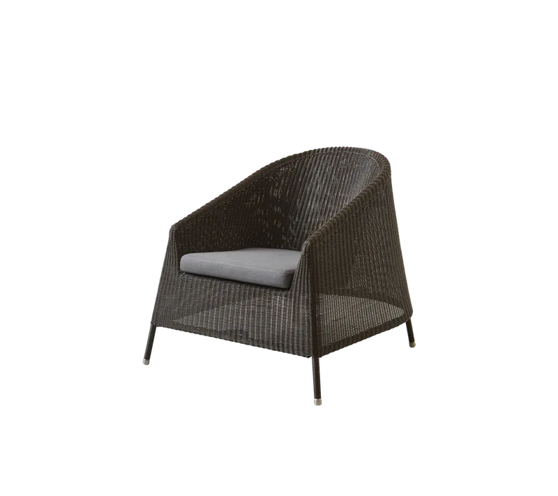 Kingston lounge chair de Cane-line en Mocca, small round Weave, Grey, Natté w/QuickDry & Airflow – photo du produit 2 sur 2