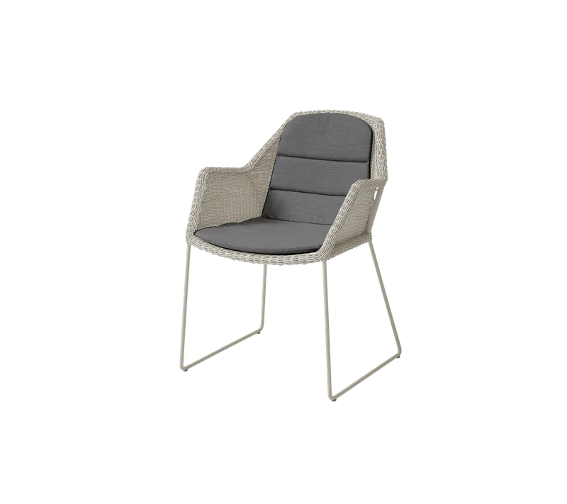 Breeze chair van Cane-line in Sand, small round Weave, Grey, Natté – productfoto