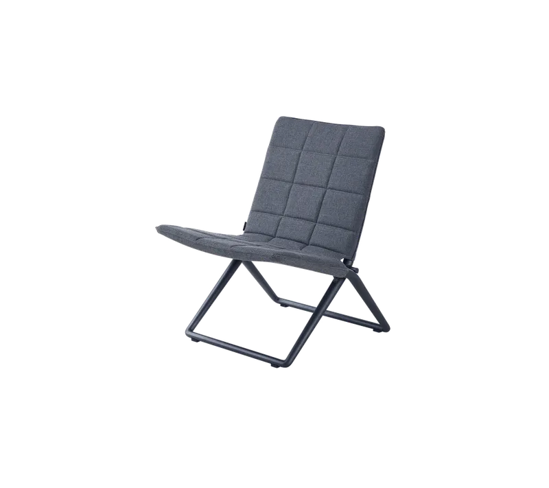 Traveller folding lounge chair by Cane-line in Grey, AirTouch w/QuickDry & Airflow – product photo