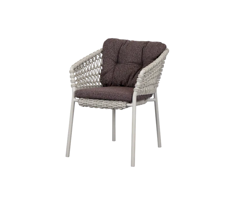 Ocean chair van Cane-line in Sand, round open Soft Rope, Dark bordeaux, Wove – productfoto