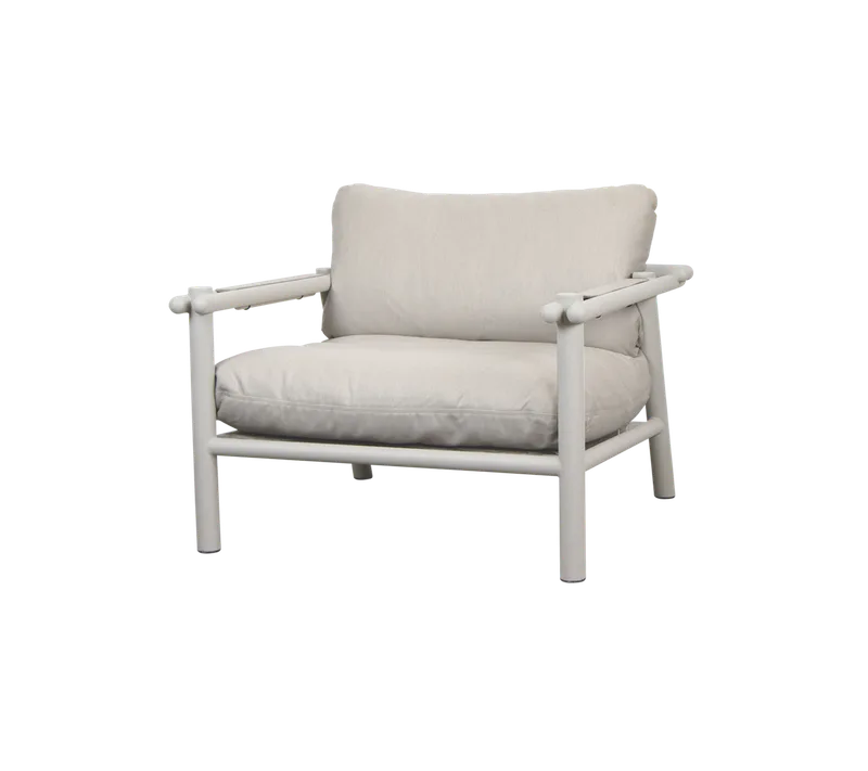 Sticks lounge chair van Cane-line in Sand, Aluminium, Sand, Natté w/QuickDry & Airflow – productfoto