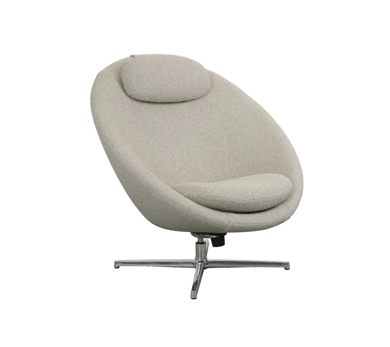 Pace lounge chair von Cane-line in Desert sand Rise, Polished, aluminium – Produktfoto