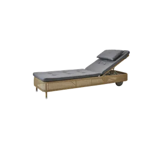 Presley sunbed by Cane-line in Natural, small round Weave, Grey, Natté w/QuickDry & Airflow – product photo 2 of 2