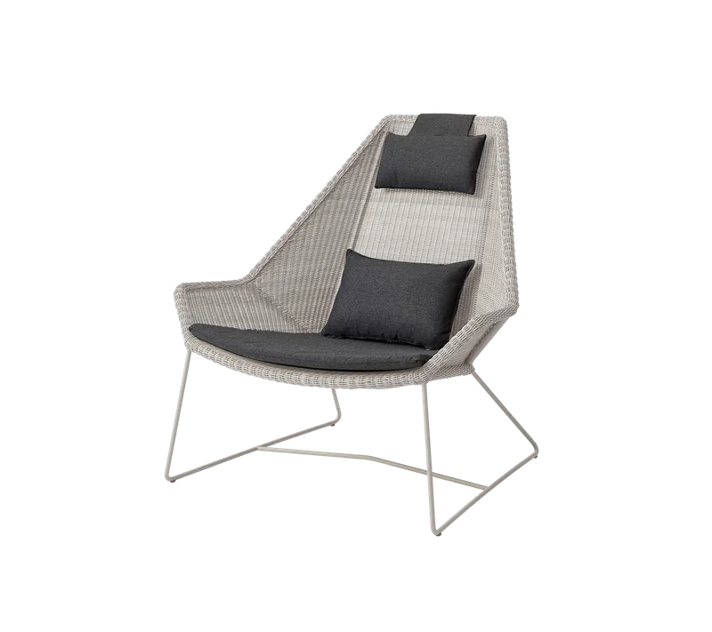 Breeze highback chair de Cane-line en Sand, small round Weave, Black, Natté – photo du produit
