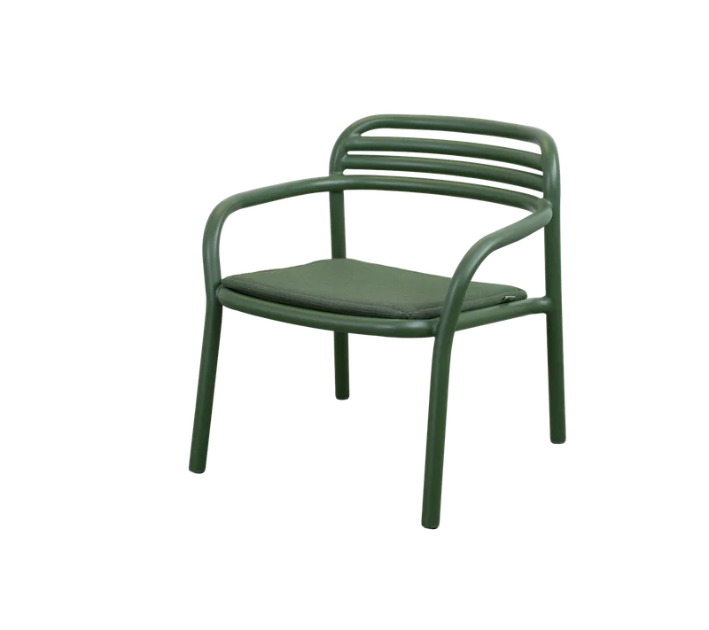 Bliss lounge chair von Cane-line in Dark green, aluminium, Light green, Delight w/QuickDry & Airflow – Produktfoto