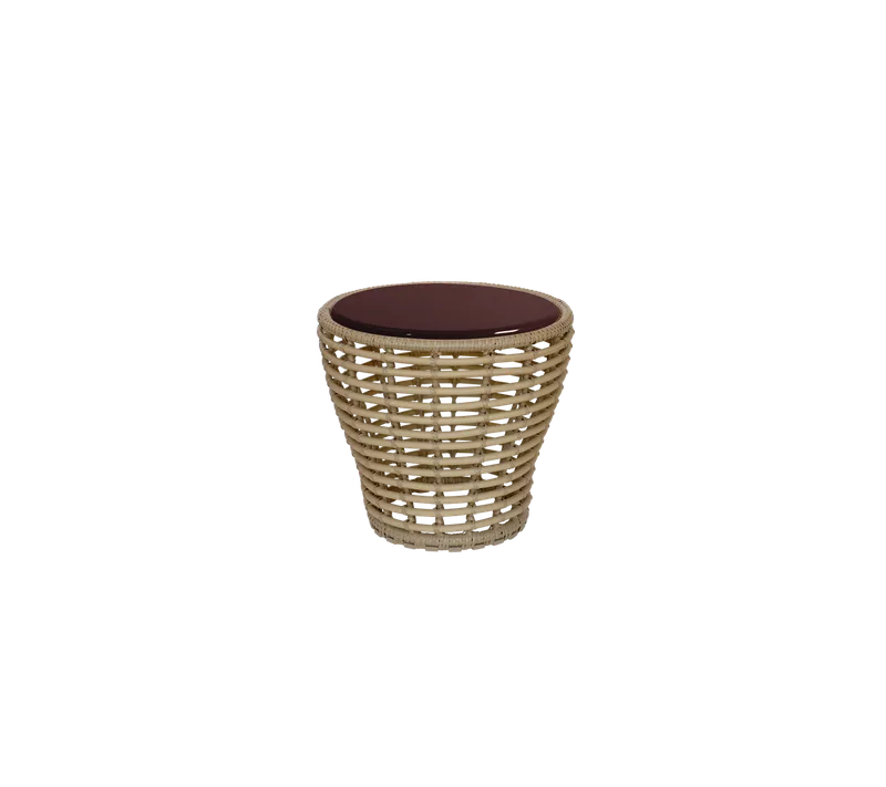 Basket coffee table, small von Cane-line in Natural, braid Weave, Burgundy, lava stone glazed – Produktfoto