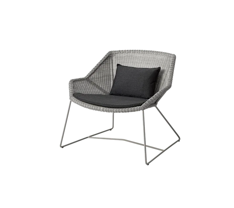Breeze lounge chair by Cane-line in Taupe, small round Weave, Black, Natté – product photo