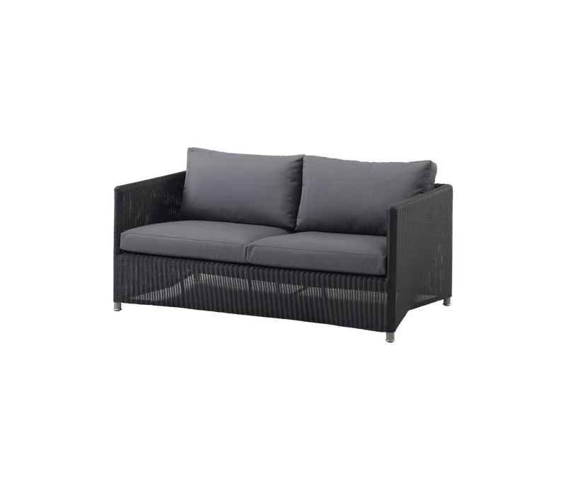 Diamond 2-seater sofa van Cane-line in Graphite, small round Weave incl. grey Natté w/QuickDry & Airflow – productfoto