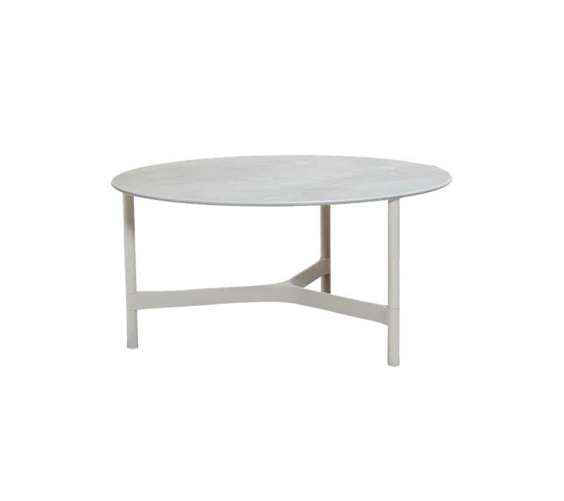 Twist coffee table, large von Cane-line in Sand, Aluminium, Fossil grey, ceramic – Produktfoto