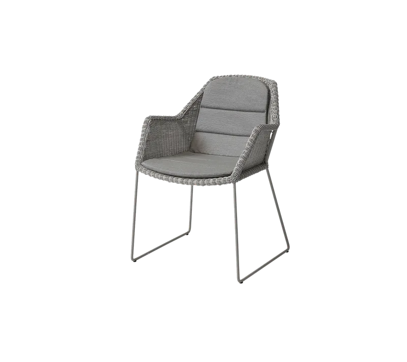Breeze chair van Cane-line in Taupe, small round Weave, Taupe, Natté – productfoto