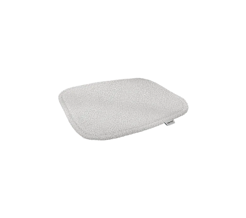 Blend armchair, Cushion by Cane-line in White, Scent – product photo