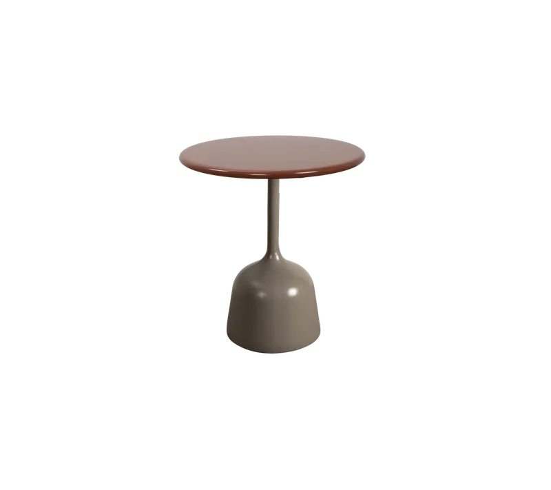 Glaze coffee table, small by Cane-line in Taupe, semi glossy aluminium, Desert red, semi glossy aluminium – product photo