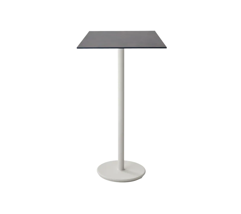 Go bar table 75x75 cm de Cane-line en Sand, Aluminium, Dark grey structure, High pressure laminate – photo du produit