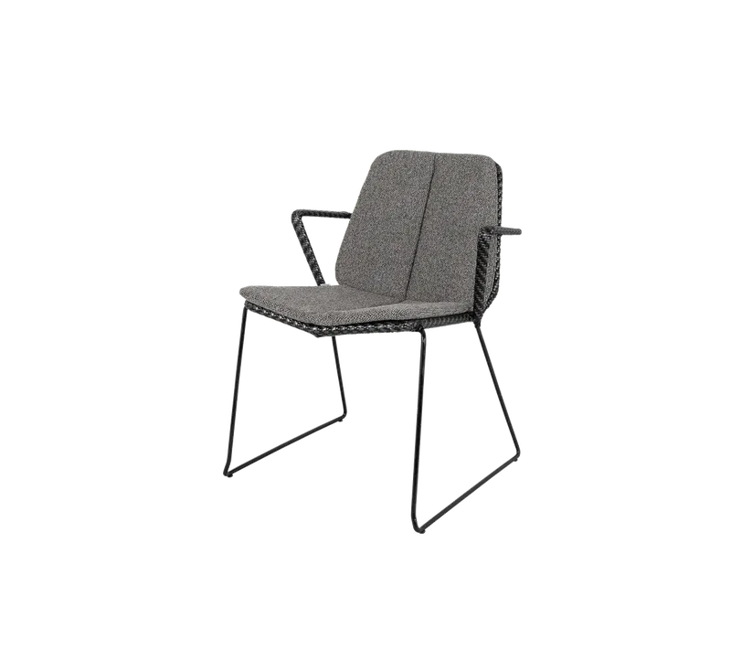 Vision armchair by Cane-line in Black/graphite, medium flat peel Weave, Dark grey, Wove – product photo 2 of 2