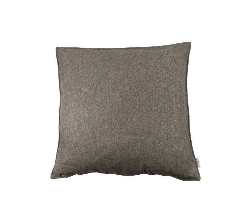 Zen scatter cushion, 60x60 cm van Cane-line in Light brown, Zen – productfoto