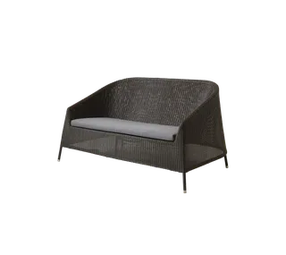 Kingston 2-seater sofa van Cane-line in Mocca, small round Weave, Grey, Natté w/QuickDry & Airflow – productfoto 2 van 2