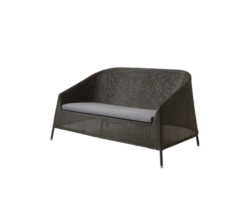 Kingston 2-seater sofa van Cane-line in Mocca, small round Weave, Grey, Natté w/QuickDry & Airflow – productfoto 2 van 2