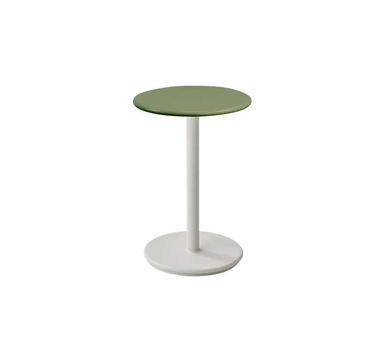 Go café table dia. 45 cm van Cane-line in Sand, Aluminium, Olive green, semi glossy aluminium – productfoto