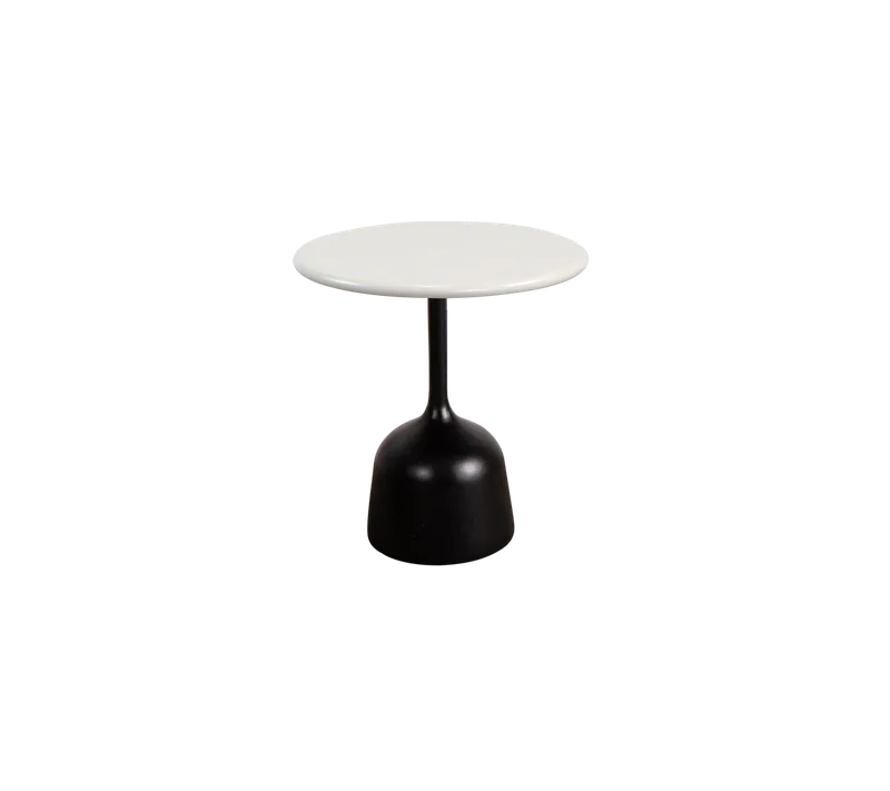 Glaze coffee table, small by Cane-line in Lava grey, semi glossy aluminium, Sand, semi glossy aluminium – product photo