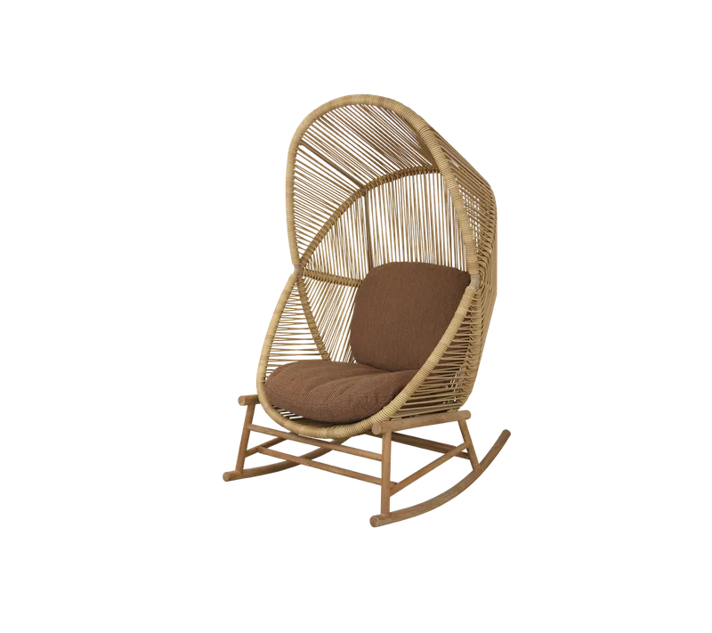 Hive rocking chair de Cane-line en Natural, small round core Weave, Teak, Umber brown, Rise w/QuickDry & Airflow – photo du produit