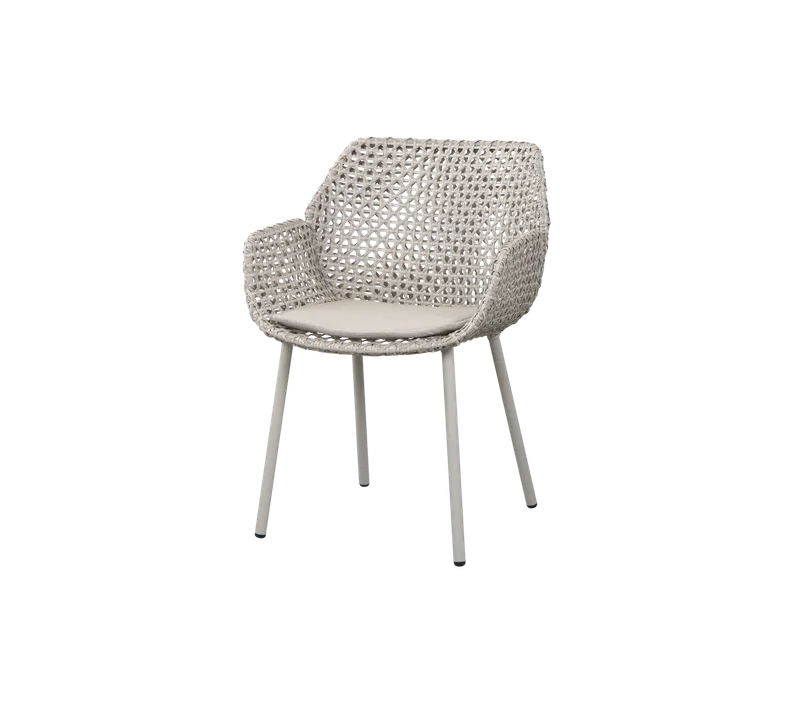 Vibe chair von Cane-line in Sand/dark sand, small cross peel Weave, Sand, Natté – Produktfoto