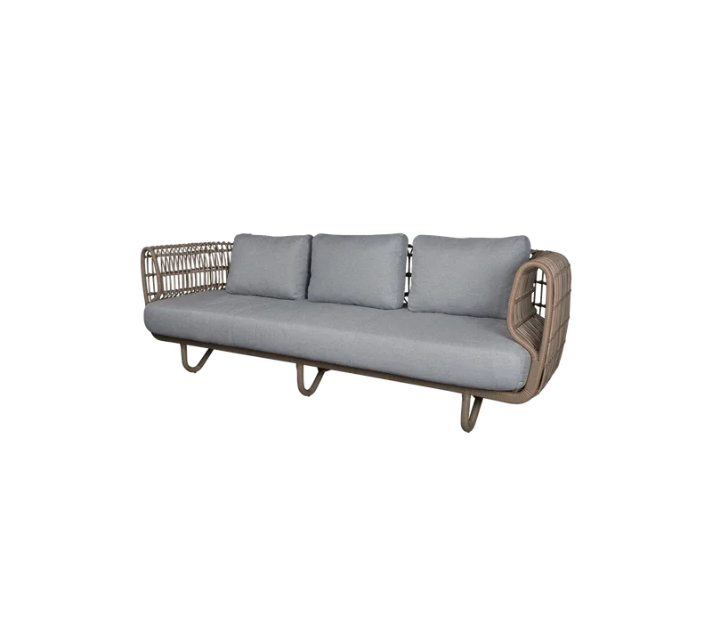 Nest 3-seater sofa by Cane-line in Natural, medium round sticks Weave incl. light grey AirTouch w/QuickDry & Airflow – product photo