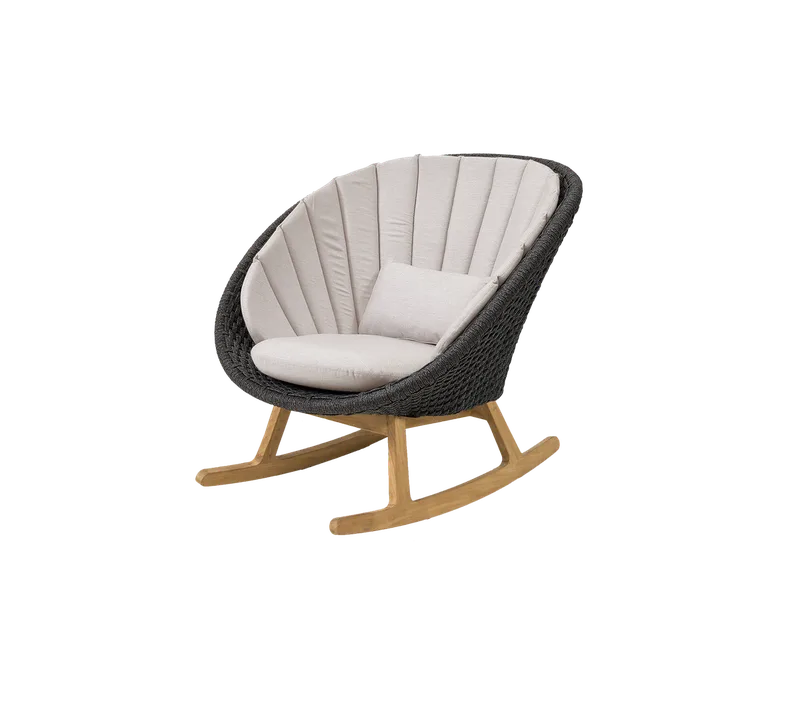 Peacock rocking chair van Cane-line in Dark grey, medium flat Soft Rope w/teak, Sand, Natté w/QuickDry & Airflow – productfoto