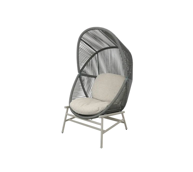 Hive chair von Cane-line in Dusty green, small round core Weave, Sand, Aluminium, Desert sand, Rise w/QuickDry & Airflow – Produktfoto