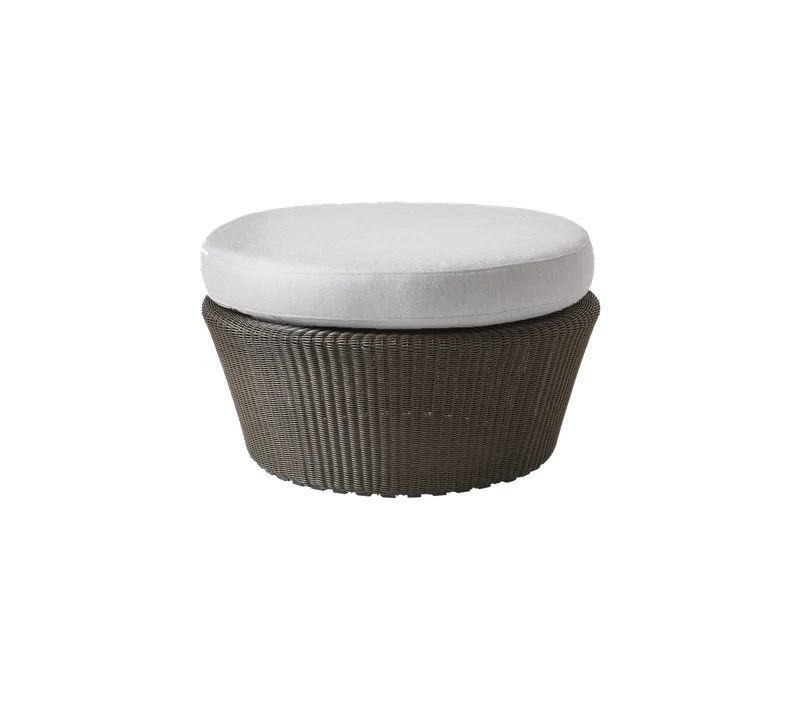 Kingston footstool, large by Cane-line in Mocca, small round Weave, Light grey, Natté w/QuickDry & Airflow – product photo