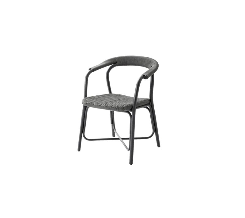 Noble armchair de Cane-line en Black, round sticks rattan – photo du produit