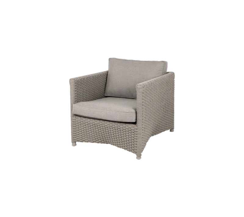 Diamond lounge chair von Cane-line in Taupe, medium flat Soft Rope incl. taupe Natté w/QuickDry & Airflow – Produktfoto
