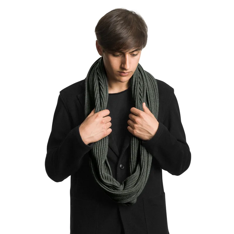 Pleece van Design House Stockholm in Snood, Forest Green – productfoto