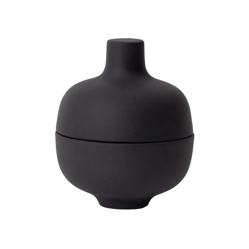 Sand Secrets von Design House Stockholm in Small Bowl, Black Clay – Produktfoto