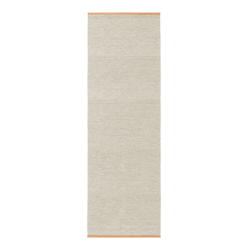 Björk Rug van Design House Stockholm in 80x250 cm, Beige – productfoto
