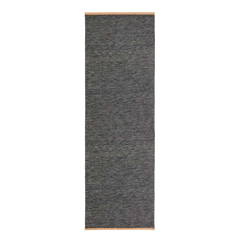 Björk Rug de Design House Stockholm en 80x250 cm, Dark Grey – photo du produit