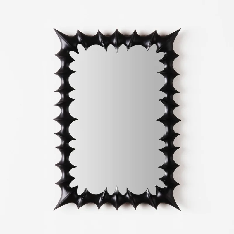 Brutalist Mirror Small Black von Dusty Deco – Produktfoto