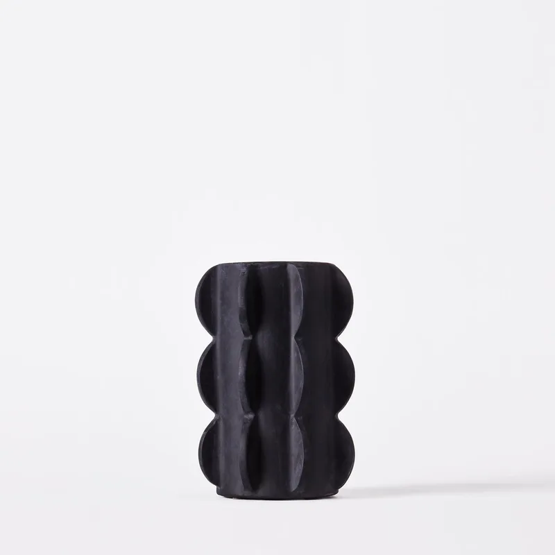 Arcissimo Vase Medium Black van Dusty Deco – productfoto